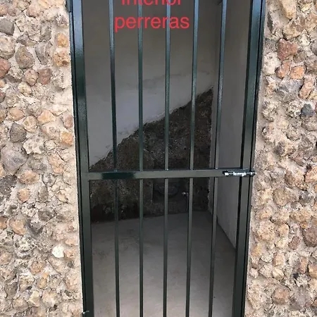 La Escalincha Nyaraló *